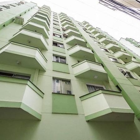 Apartamento Quadra Mar Balneário Camboriú Екстериор снимка